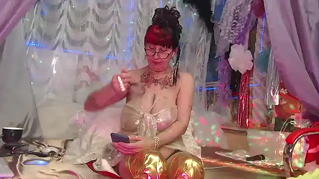 NightOrhideya online show from 03.14.25