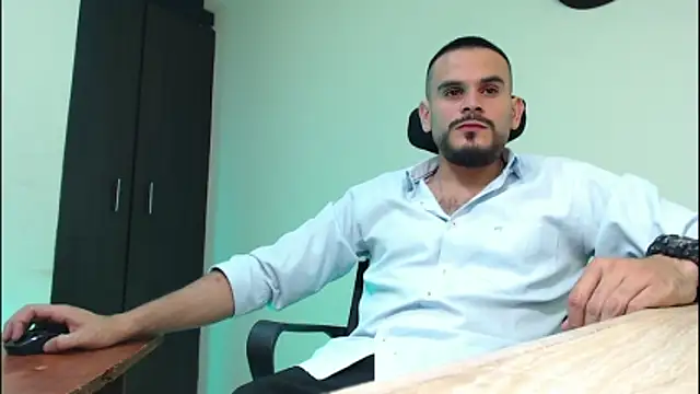 Snapshot of cowboyht chatting on 02.04.26 cowboyht online show from 02.04.26