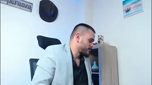 Snapshot of cowboyht chatting on 02.12.26 cowboyht online show from 02.12.26