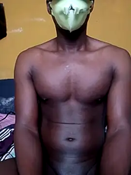 LULE37587001 online show from 12.04.25