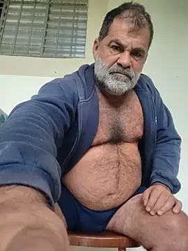 Snapshot of Peludo173317 chatting on 06.04.26 Peludo173317 online show from 06.04.26