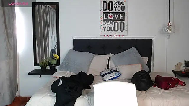 vaness weet online show from 03.10.25