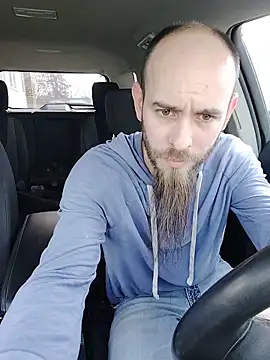 Snapshot of JohnnyFaster chatting on 03.29.26 JohnnyFaster online show from 03.29.26