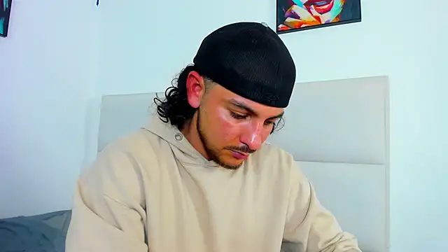 tuyo1995 online show from 01.05.26