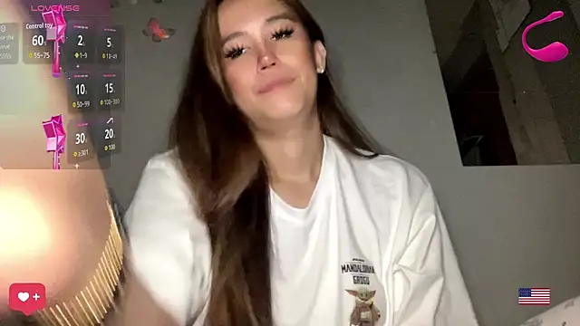 Snapshot of MeganTheRarest chatting on 06.26.26 MeganTheRarest online show from 06.26.26