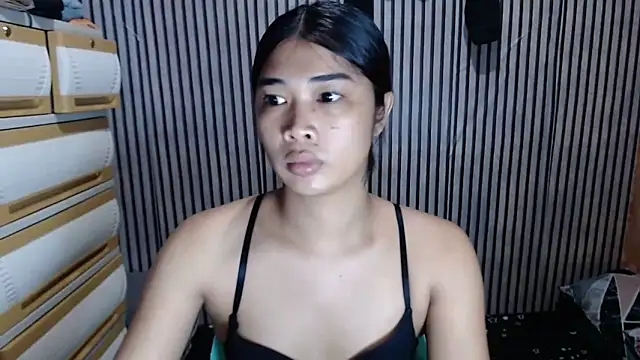 Maria-Moore online show from 09.23.25