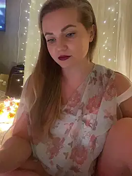 Snapshot of Lady__Maria chatting on 12.22.24 Lady Maria online show from 12.22.24