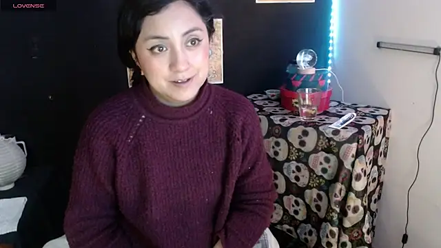 Snapshot of AbsentaVert chatting on 11.24.25 AbsentaVert online show from 11.24.25