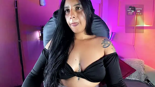 Snapshot of Desipleasure chatting on 04.27.26 Desipleasure online show from 04.27.26