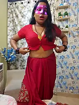 Snapshot of Queen_Anushka69 chatting on 02.15.25 Queen Anushka69 online show from 02.15.25