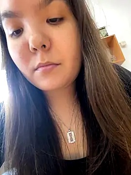 Snapshot of Var_Kiss chatting on 09.10.25 Var Kiss online show from 09.10.25