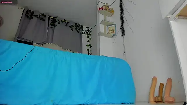 Snapshot of khalyn_jenner chatting on 03.06.25 khalyn jenner online show from 03.06.25