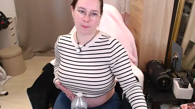 Snapshot of Amai_Live chatting on 03.19.26 Amai Live online show from 03.19.26
