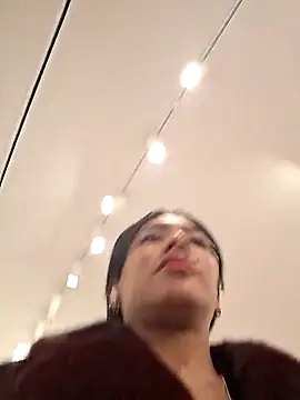 Doll Loren online show from 02.12.26