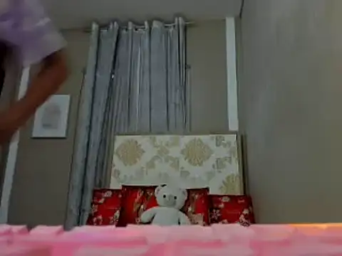 lady kim boner online show from 12.22.24