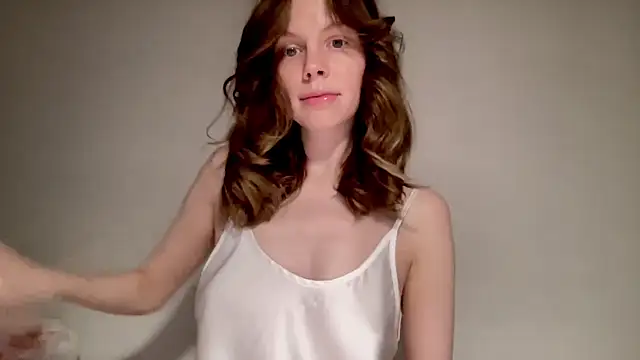 Snapshot of Nikki_Mimimi chatting on 12.14.24 Nikki Mimimi online show from 12.14.24