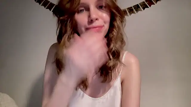 Snapshot of Nikki_Mimimi chatting on 02.01.25 Nikki Mimimi online show from 02.01.25