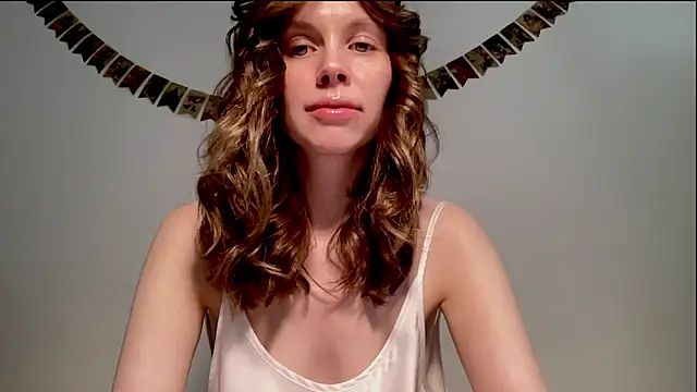 Snapshot of Nikki_Mimimi chatting on 02.06.25 Nikki Mimimi online show from 02.06.25