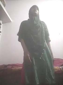 Snapshot of sonalicrossy chatting on 10.10.25 sonalicrossy online show from 10.10.25