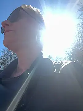 Snapshot of German_Milf chatting on 03.18.25 German Milf online show from 03.18.25