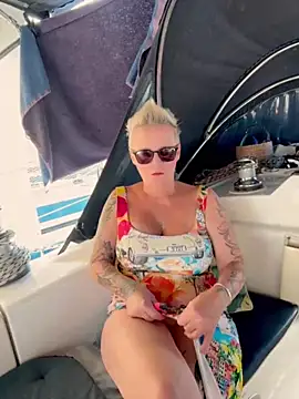 Snapshot of German_Milf chatting on 09.27.25 German Milf online show from 09.27.25