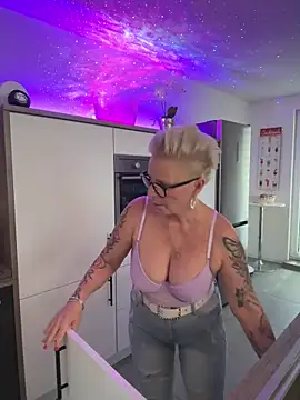 Snapshot of German_Milf chatting on 11.09.25 German Milf online show from 11.09.25