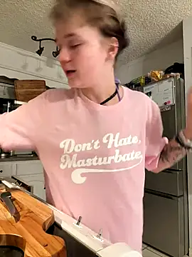 Cutiepiespanks online show from 12.18.25