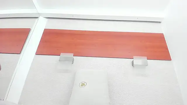 allice green online show from 02.04.25