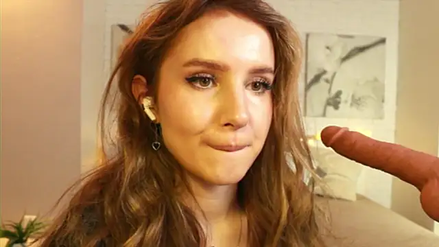 Betty June online show from 03.02.25