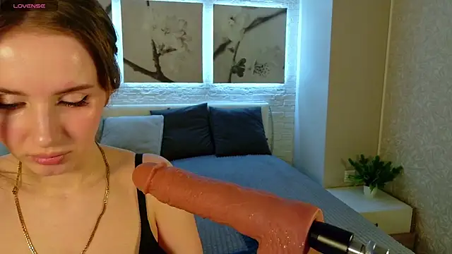Snapshot of Betty_June chatting on 05.07.26 Betty June online show from 05.07.26