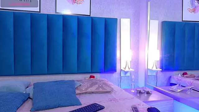 MiaMidnnightt online show from 02.13.26