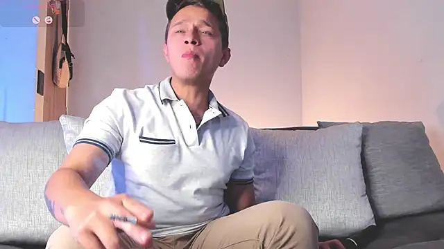 Snapshot of Tim_wolf chatting on 02.19.25 Tim wolf online show from 02.19.25