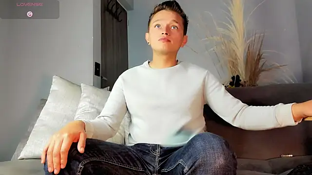 Snapshot of Tim_wolf chatting on 03.12.25 Tim wolf online show from 03.12.25