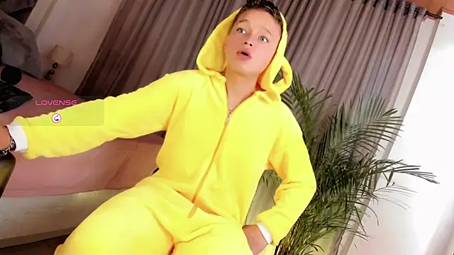 Snapshot of Tim_wolf chatting on 09.27.25 Tim wolf online show from 09.27.25