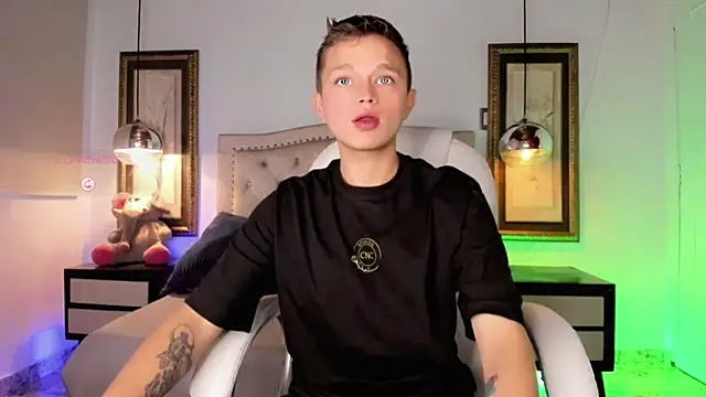 Snapshot of Tim_wolf chatting on 11.14.25 Tim wolf online show from 11.14.25