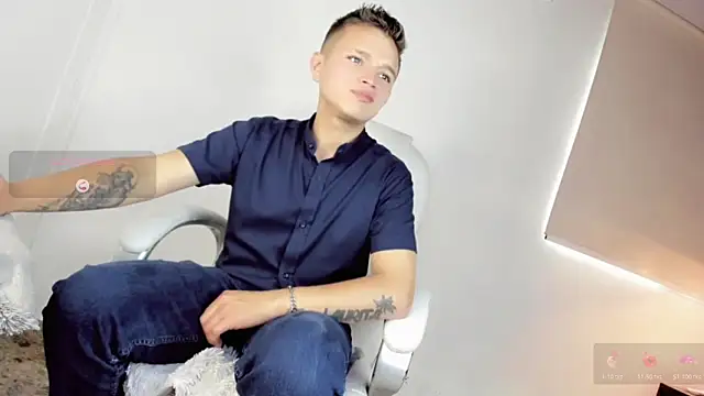 Snapshot of Tim_wolf chatting on 12.03.25 Tim wolf online show from 12.03.25