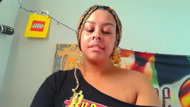 Snapshot of N1NT3NDH03 chatting on 02.27.26 N1NT3NDH03 online show from 02.27.26