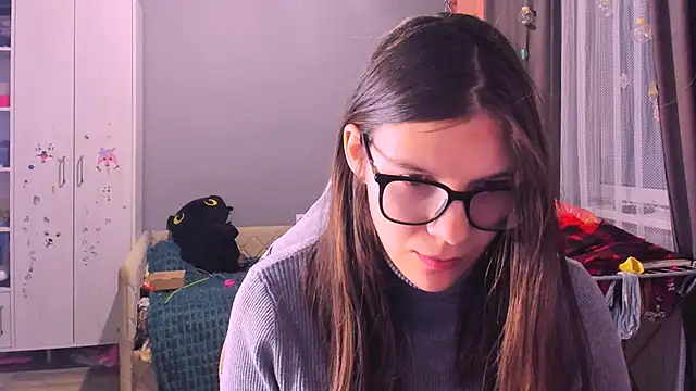 MollyLollipop online show from 02.03.26