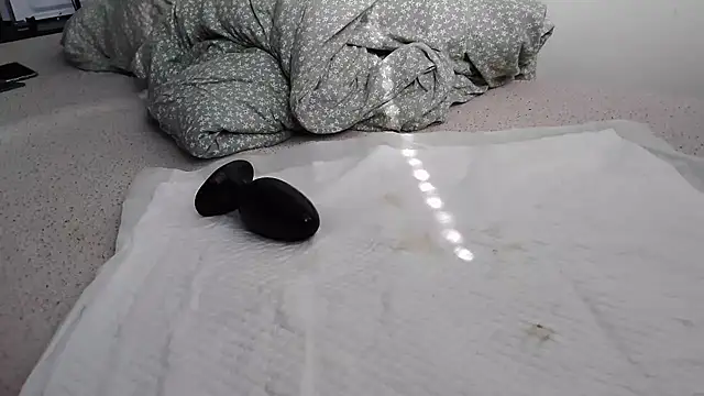 Snapshot of Fist-my-ass chatting on 03.21.25 Fist-my-ass online show from 03.21.25