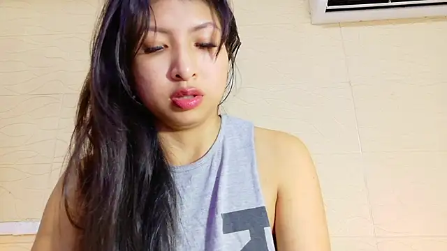 Sweet baby hellen online show from 03.08.25