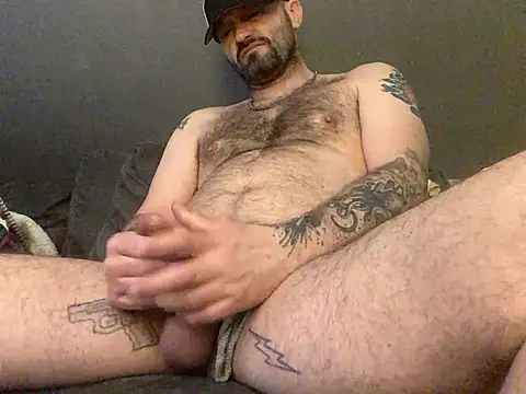 Snapshot of GhetTOfag_ chatting on 04.28.26 GhetTOfag online show from 04.28.26