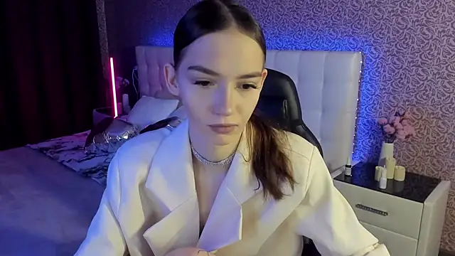 Snapshot of SophieCatty chatting on 02.25.25 SophieCatty online show from 02.25.25