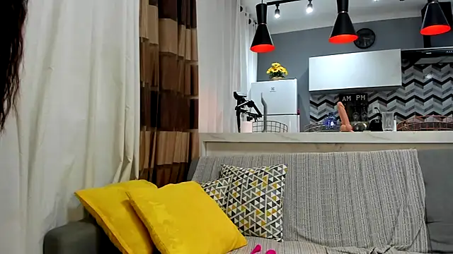 Snapshot of itsyourcassie chatting on 02.07.25 itsyourcassie online show from 02.07.25