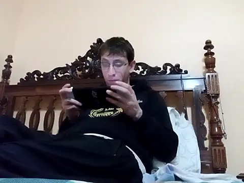 White rabbit  online show from 02.13.25