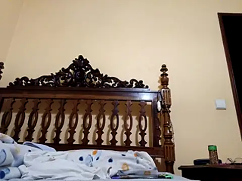 White rabbit  online show from 01.05.26