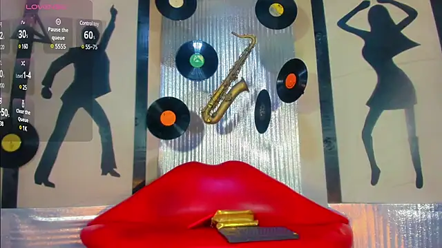 nickyminach  online show from 02.22.25