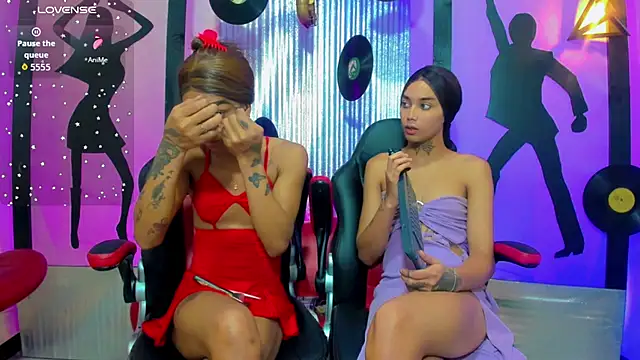 nickyminach  online show from 12.05.25