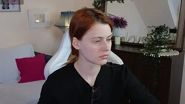 Snapshot of doll_lesli chatting on 01.29.25 doll lesli online show from 01.29.25