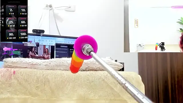 Snapshot of Paulina_Davis_ chatting on 01.16.26 Paulina Davis online show from 01.16.26