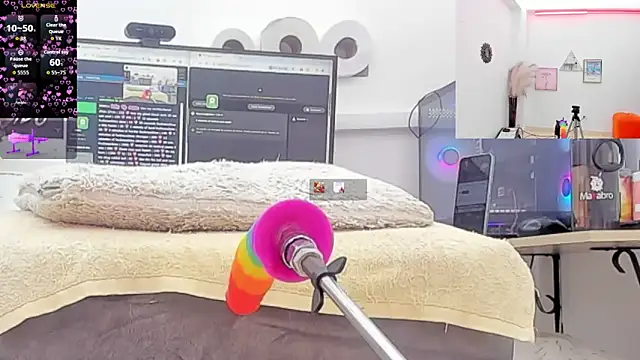 Snapshot of Paulina_Davis_ chatting on 02.09.26 Paulina Davis online show from 02.09.26